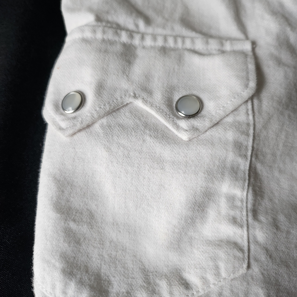 Levi's White Denim Shirt - Picture 4 of 10
